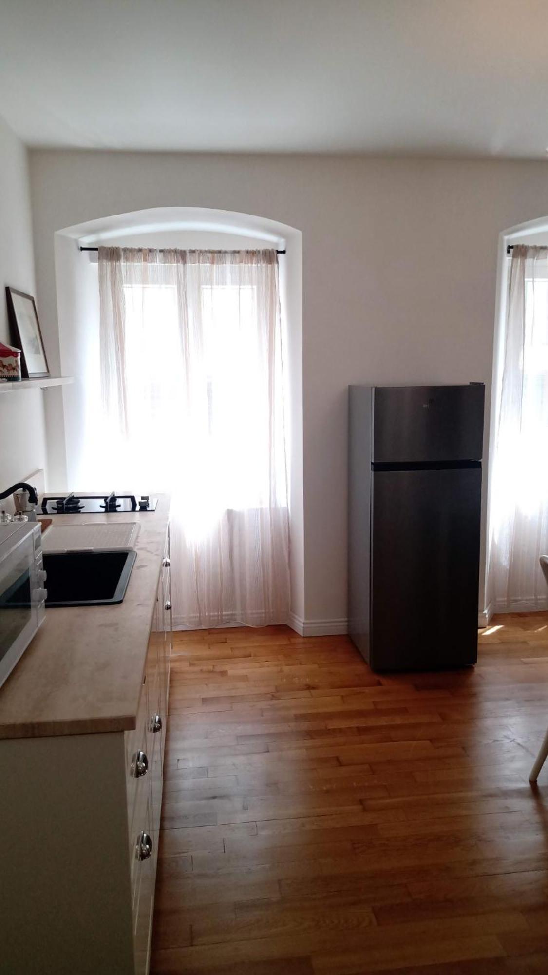 Casa Renova, Intero Appartamento, 2 Camere, Max 4 Ospiti, Trieste Zona Storica Exterior foto